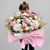 Букет уровня VIP: объём, фактура, безупречный подбор оттенков