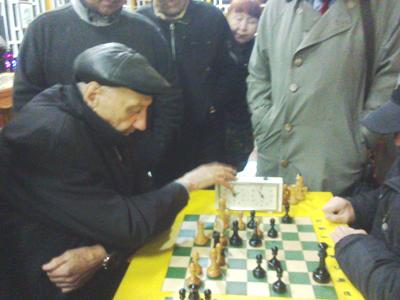шахматы в парке 28 панфиловцев